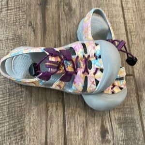 Keens size 12 water shoe